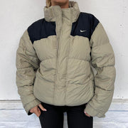 Men’s Nike Puffer Jacket- L