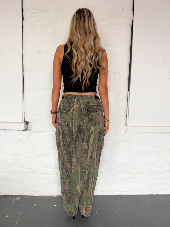 VINTAGE CAMO TROUSERS UK M