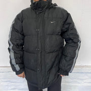 Men’s Vintage Nike Puffer Jacket- L