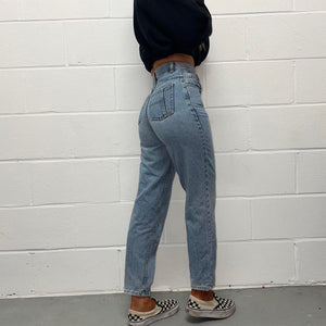 Vintage High Waisted Jeans