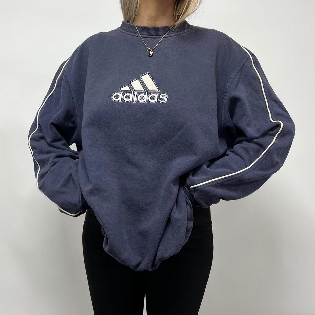 Adidas Sweatshirt- L